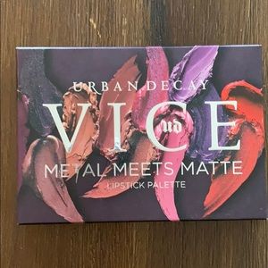 Urban Decay Metal Meets Matte Lipstick Palette